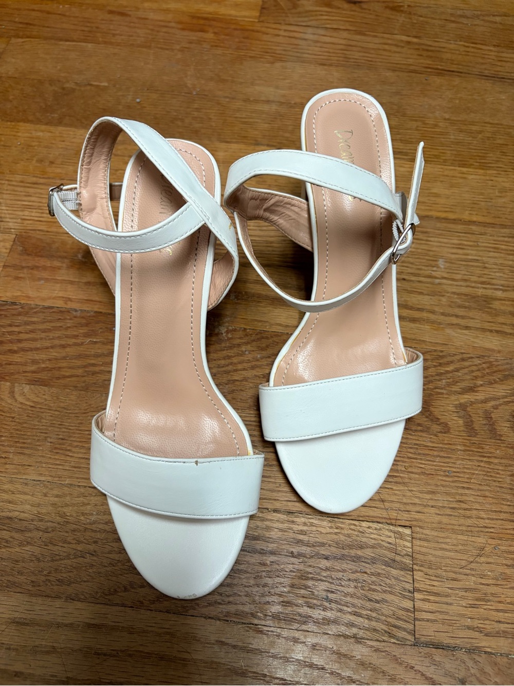 Dream Pairs Heels White 8.5